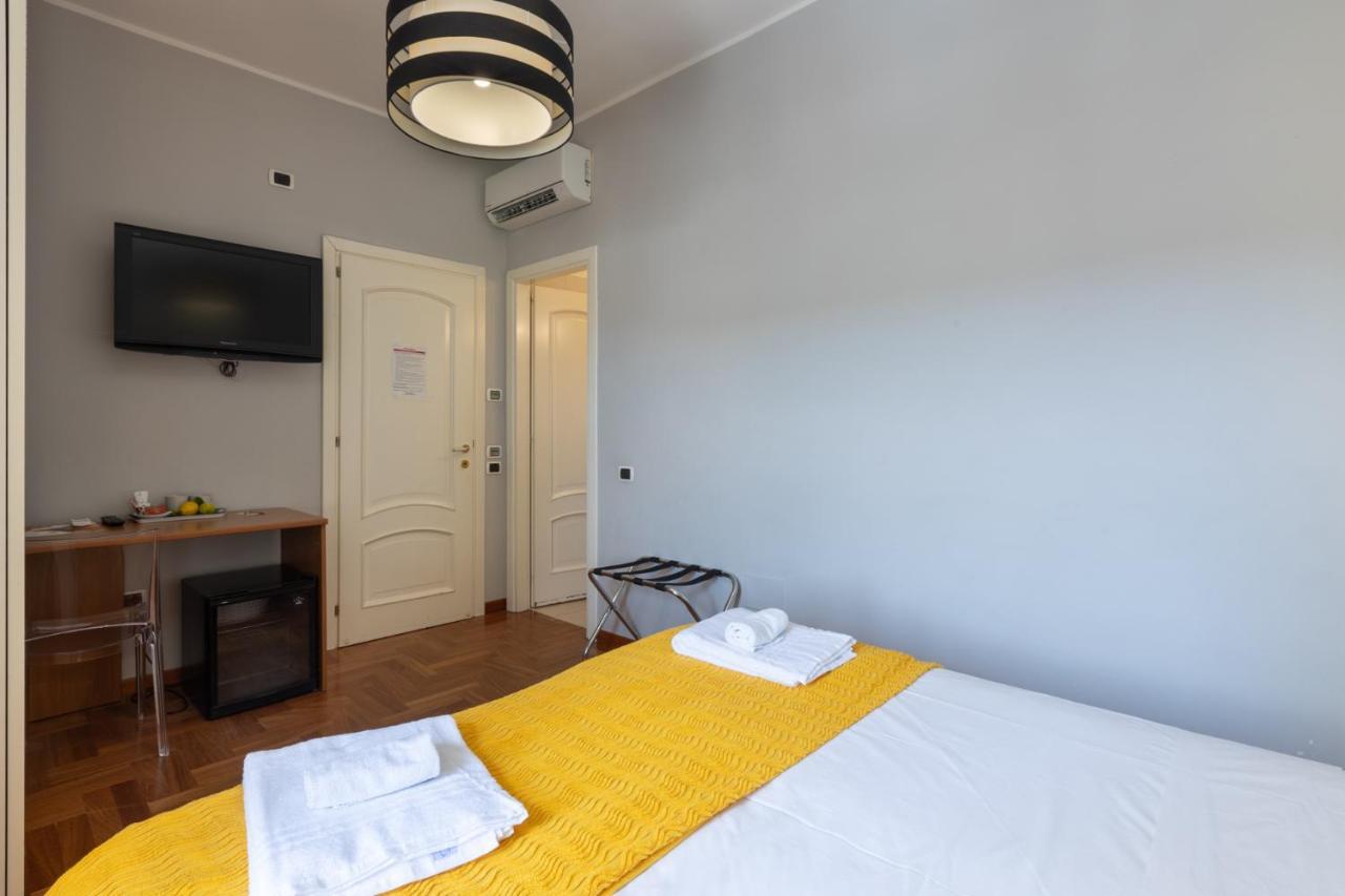 Bed And Breakfast Del Fiore Cagliari Exterior foto